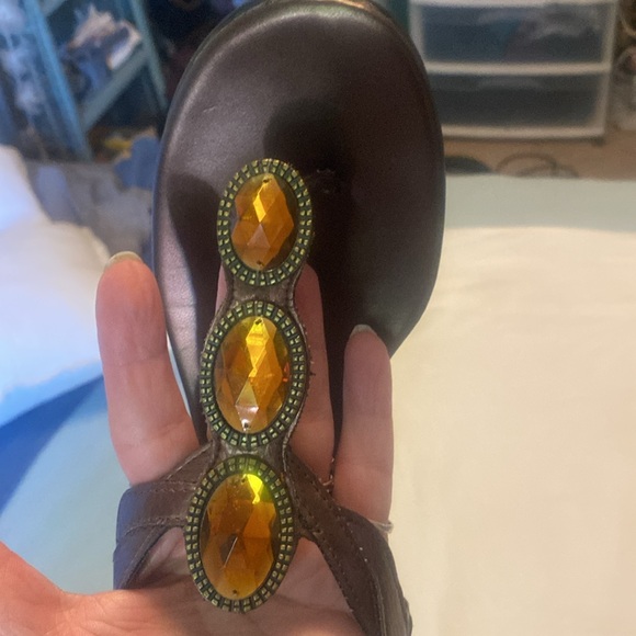 Copper coloured slip on sandals - Picture 6 of 6